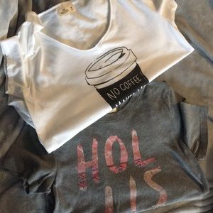 2 Hollister t-shirts